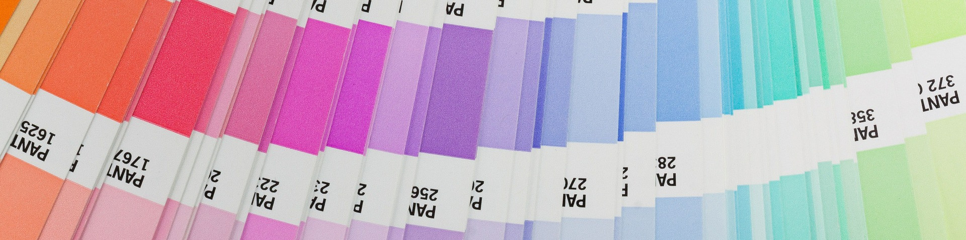 Farbfächer mit Schmuckfarben