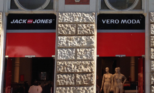 Schaufensterfolierung Schaufensterfolierung