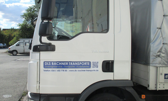 LKW-Beschriftung für DLS Bachner Transporte
