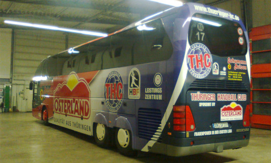 Busbeschriftung für den Mannschaftsbus des Thüringer HC