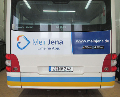 Busbeschriftung für die MeinJena App - auf und in den Bussen des Jenaer Nahverkehr.